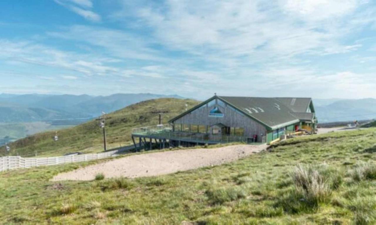The Base Camp Hotel, Nevis Range 포트 윌리엄 외부 사진