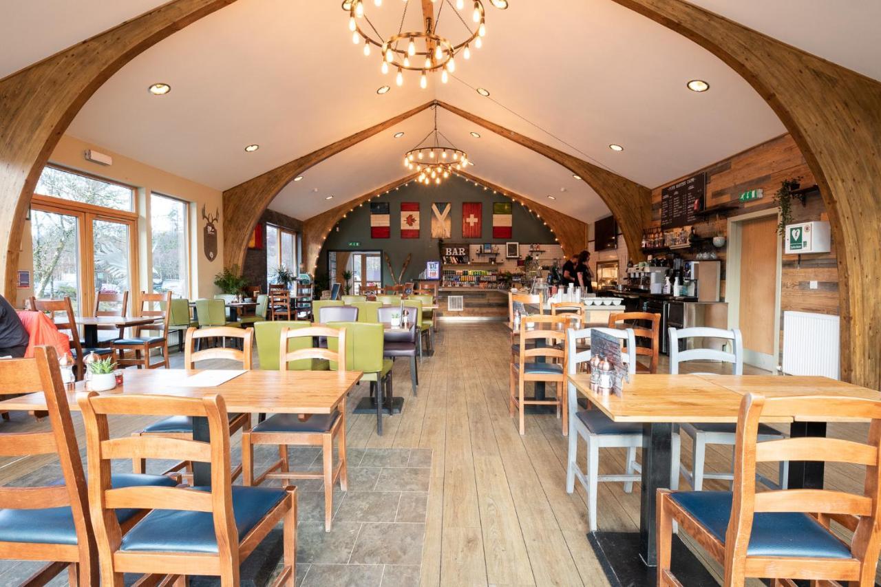 The Base Camp Hotel, Nevis Range 포트 윌리엄 외부 사진